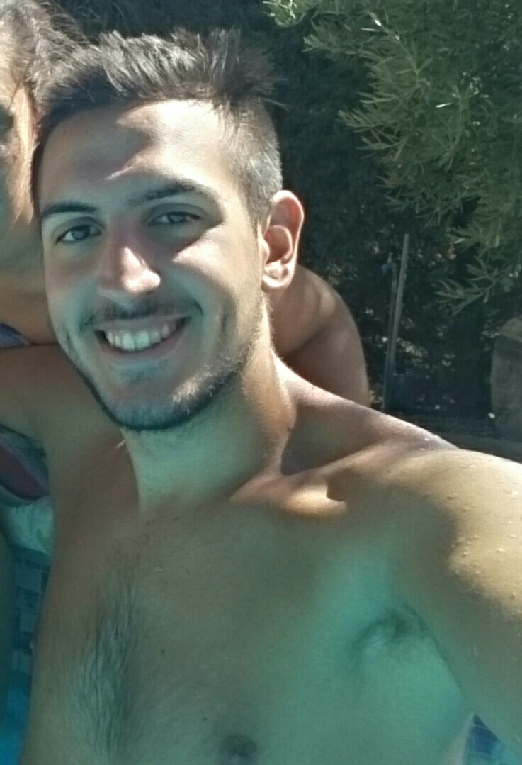 
			My name is Juan Manuel Romn 